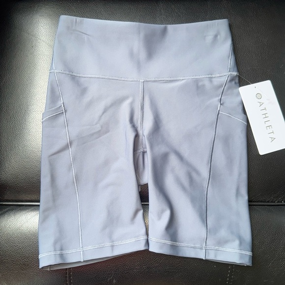 Athleta shorts interval stash 7" biking NEW gray side pockets quick dry - Picture 1 of 5